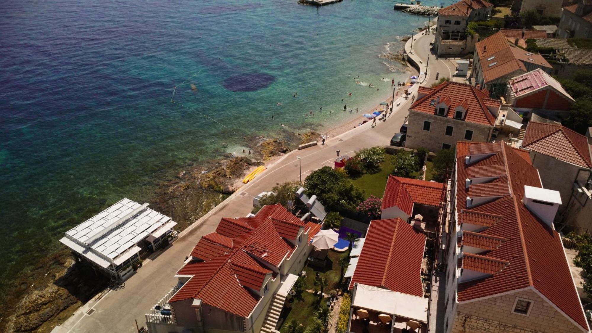 Taverna & Apartment *